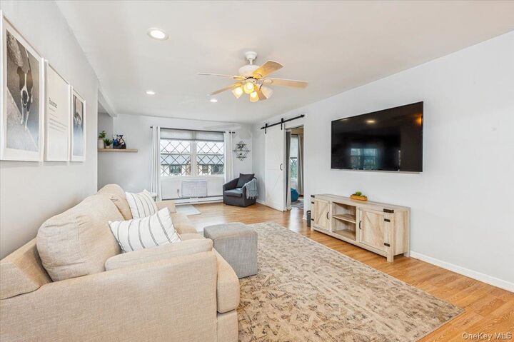 Property Photo:  570 Sierra Vista Lane 570  NY 10989 