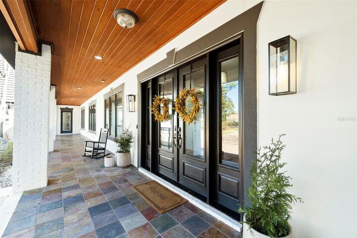 Property Photo:  410 Windjammer Court  FL 32541 