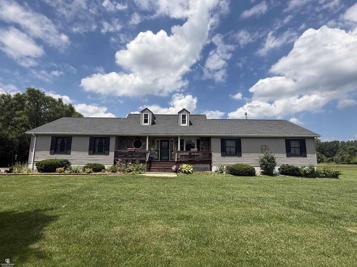 Property Photo:  9890 Gratiot Avenue  MI 48063 