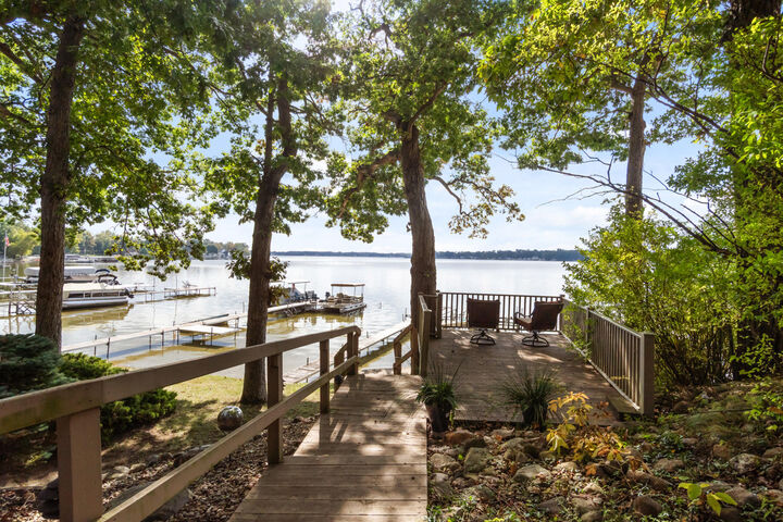 Property Photo:  4276 Echo Cove  MI 49253 