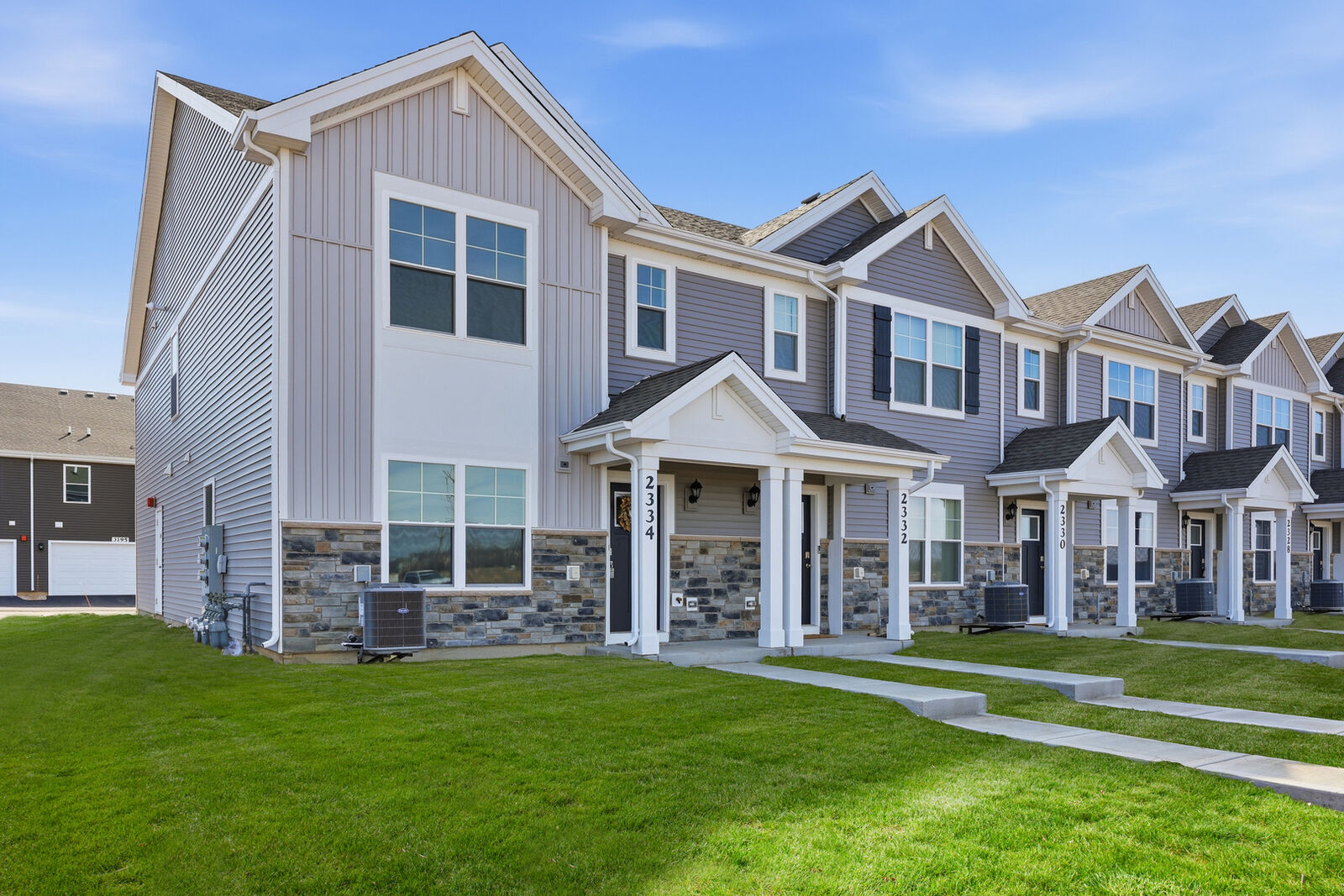 Property Photo:  2334 Noble Lane  IL 60560 