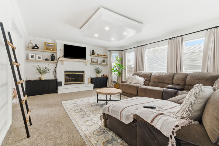 Property Photo:  2001 Madison Avenue  IL 60031 