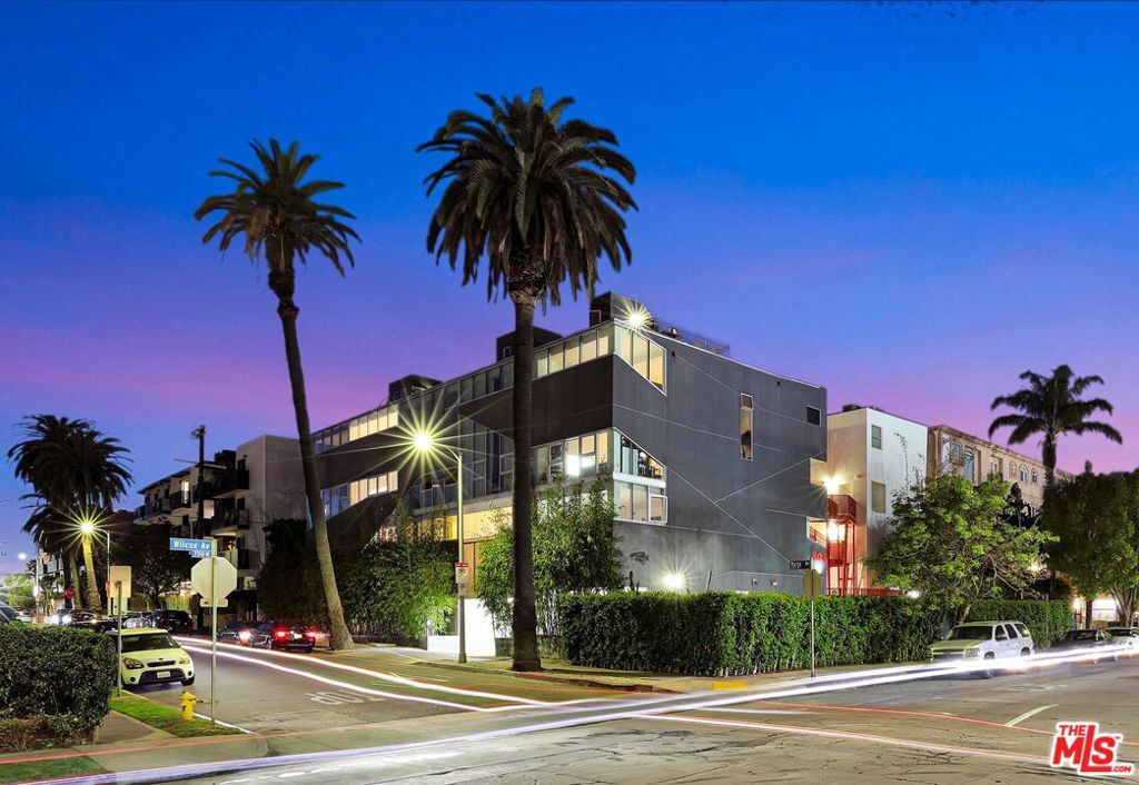 Property Photo: 803 Wilcox Avenue 7 CA 90038