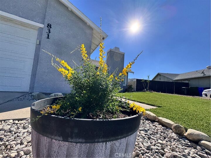 Property Photo:  831 W Cerritos  CA 92376 