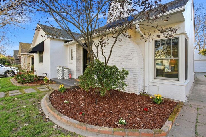 Property Photo:  2724 Marty Way  CA 95818 