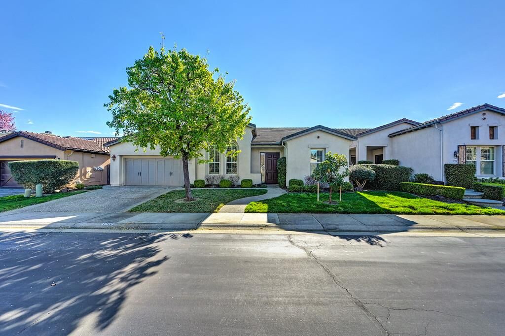 Property Photo: 5732 Grassington Lane CA 95835