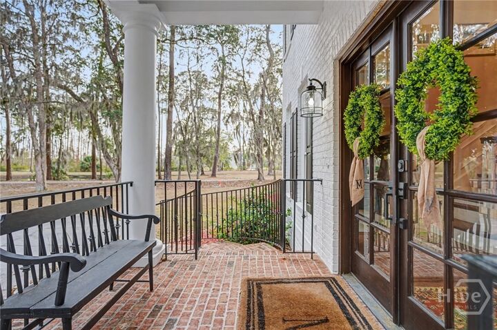 Property Photo: 210 Green Island Road GA 31411