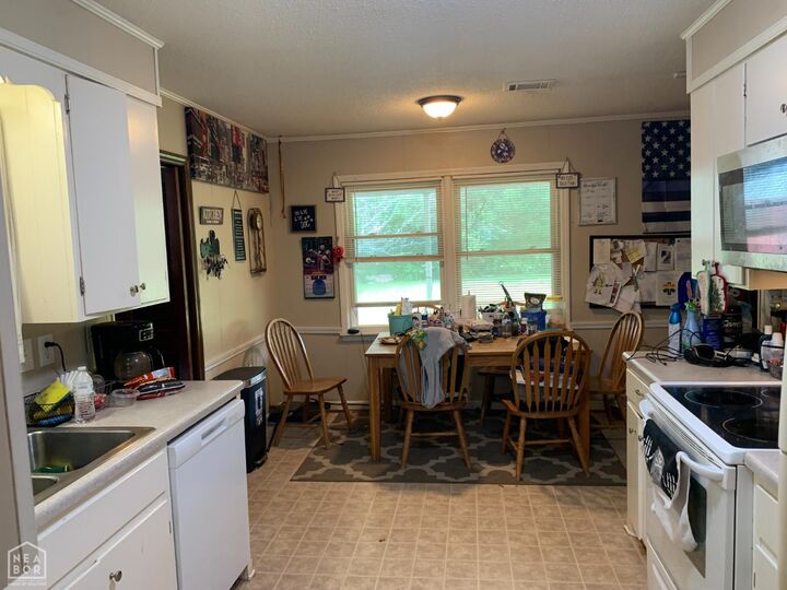 Property Photo:  805 Southwest Drive  AR 72401 