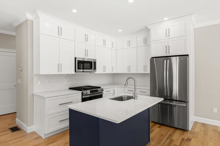 Property Photo:  16 Porch Light Drive  NH 03820 