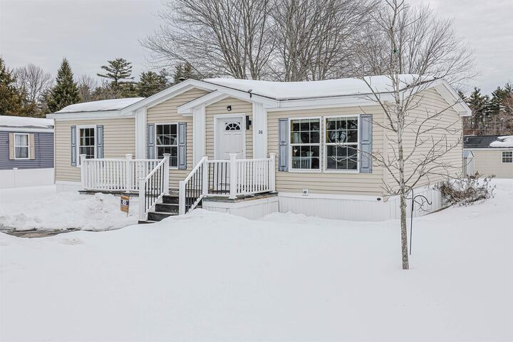 Property Photo:  26 Parkwood Drive  NH 03275 