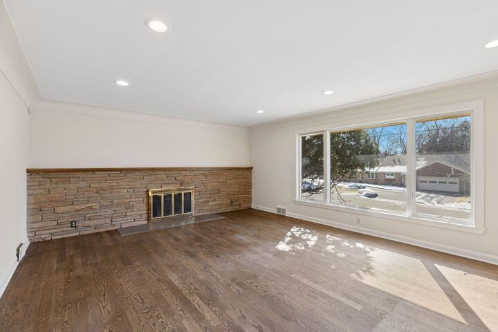 Property Photo:  2079 Upper Saint Dennis Road  MN 55116 