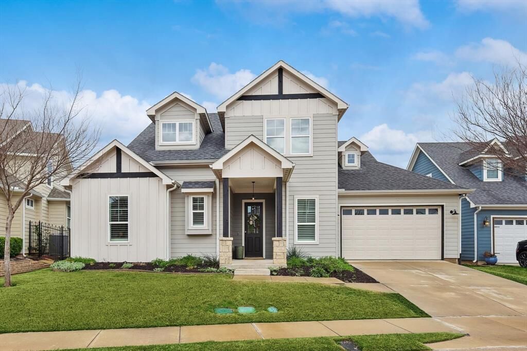 Property Photo:  410 Hearth Terrace  TX 76226 