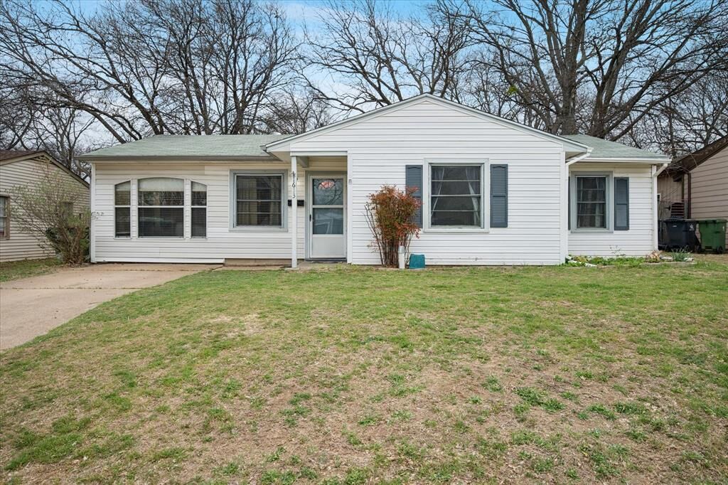 Property Photo:  1613 Dale Drive  TX 76010 
