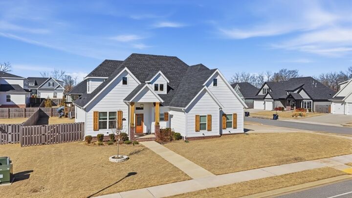 Property Photo:  6406 S 62nd Street  AR 72758 