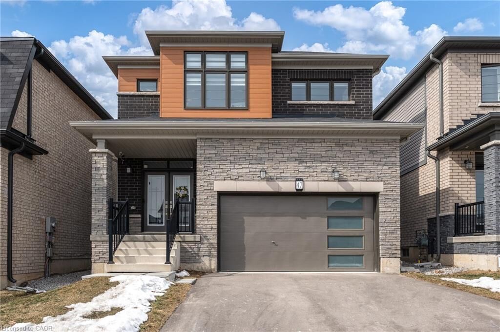 Property Photo:  47 Sundin Drive  ON N3W 0H3 