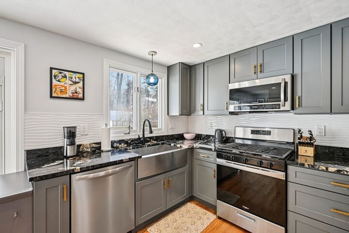 Property Photo:  265 Manning St  MA 01749 