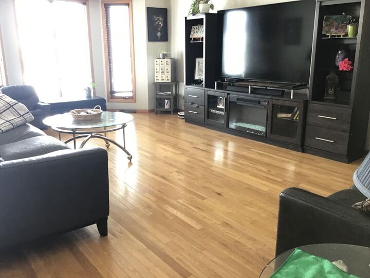 Property Photo: 29 Lyons Crescent AB T7S 1B9
