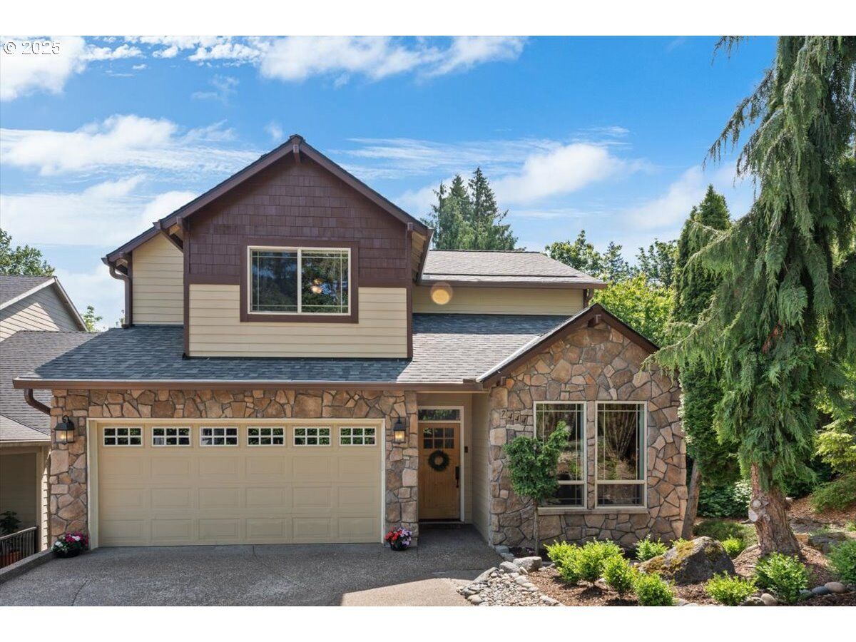 Property Photo:  7444 SE 114th Ave  OR 97266 