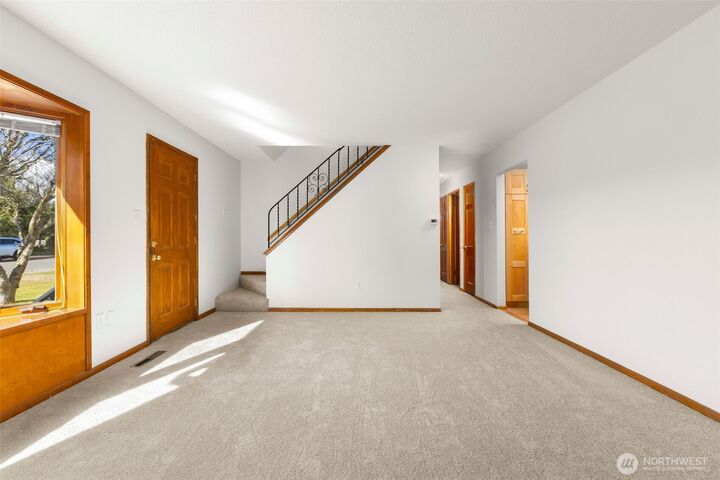 Property Photo: 1461 N Bennett Street WA 98406