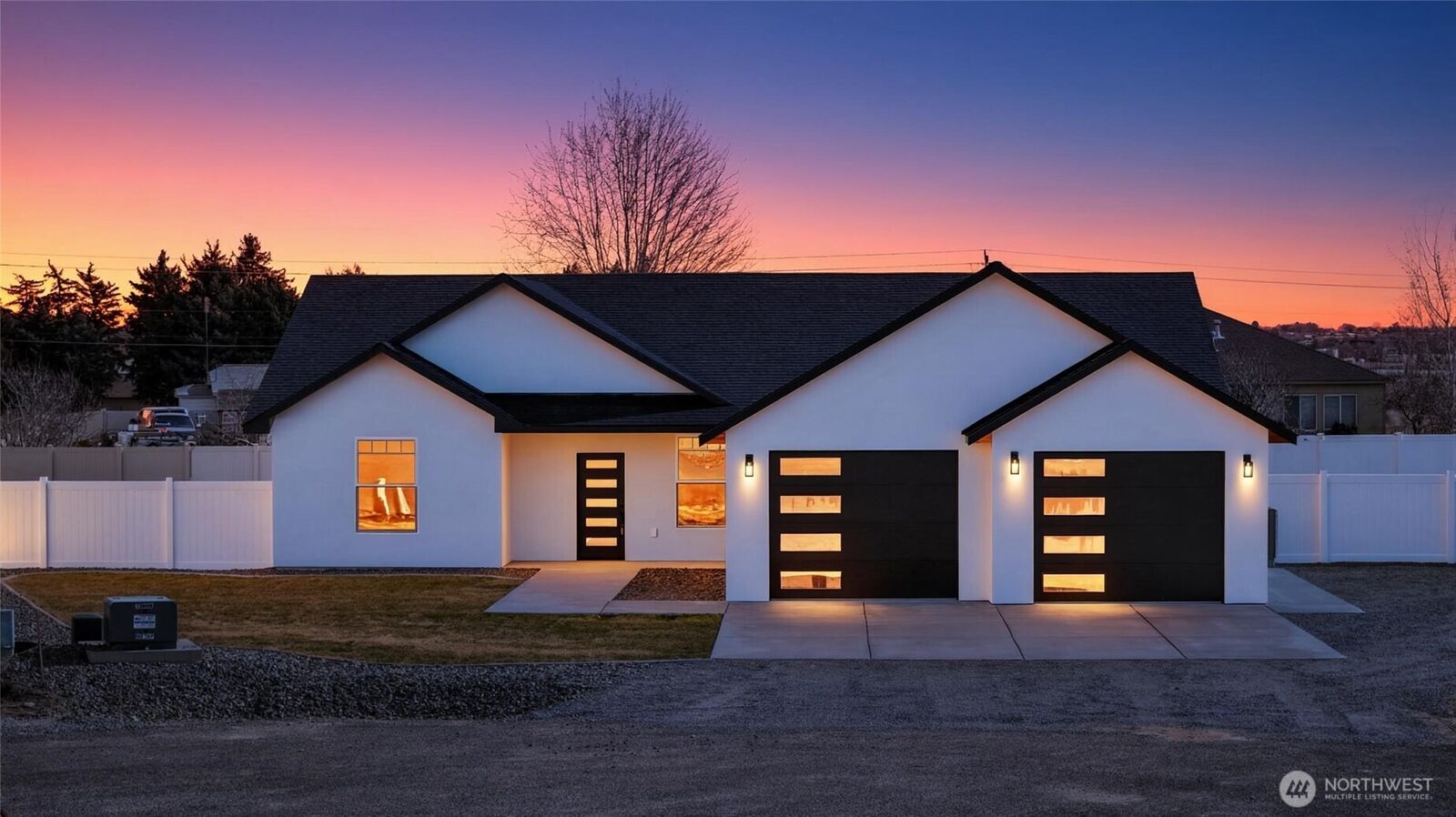 Property Photo:  3037  Blackbird Place NE  WA 98837 