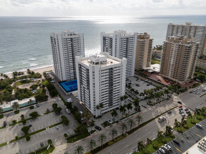 Property Photo:  1904 S Ocean Drive 201  FL 33009 