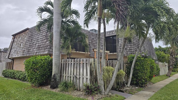 Property Photo:  257 Lake Arbor Drive  FL 33461 