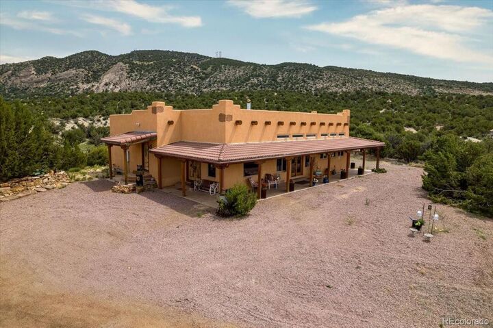 Property Photo:  1008 Canon Ridge Trail A  CO 81212 