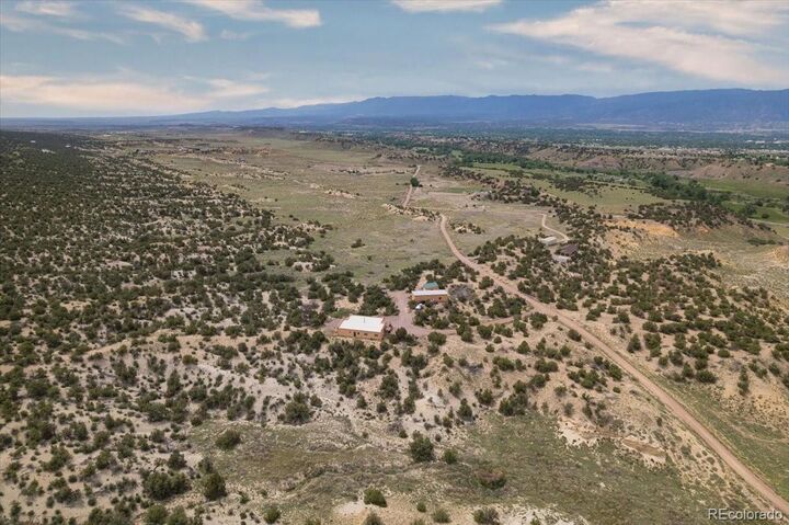 Property Photo:  1008 Canon Ridge Trail A  CO 81212 
