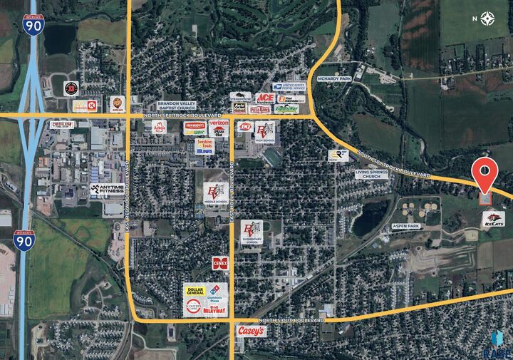 Property Photo: 1513 S Splitrock Blvd SD 57005