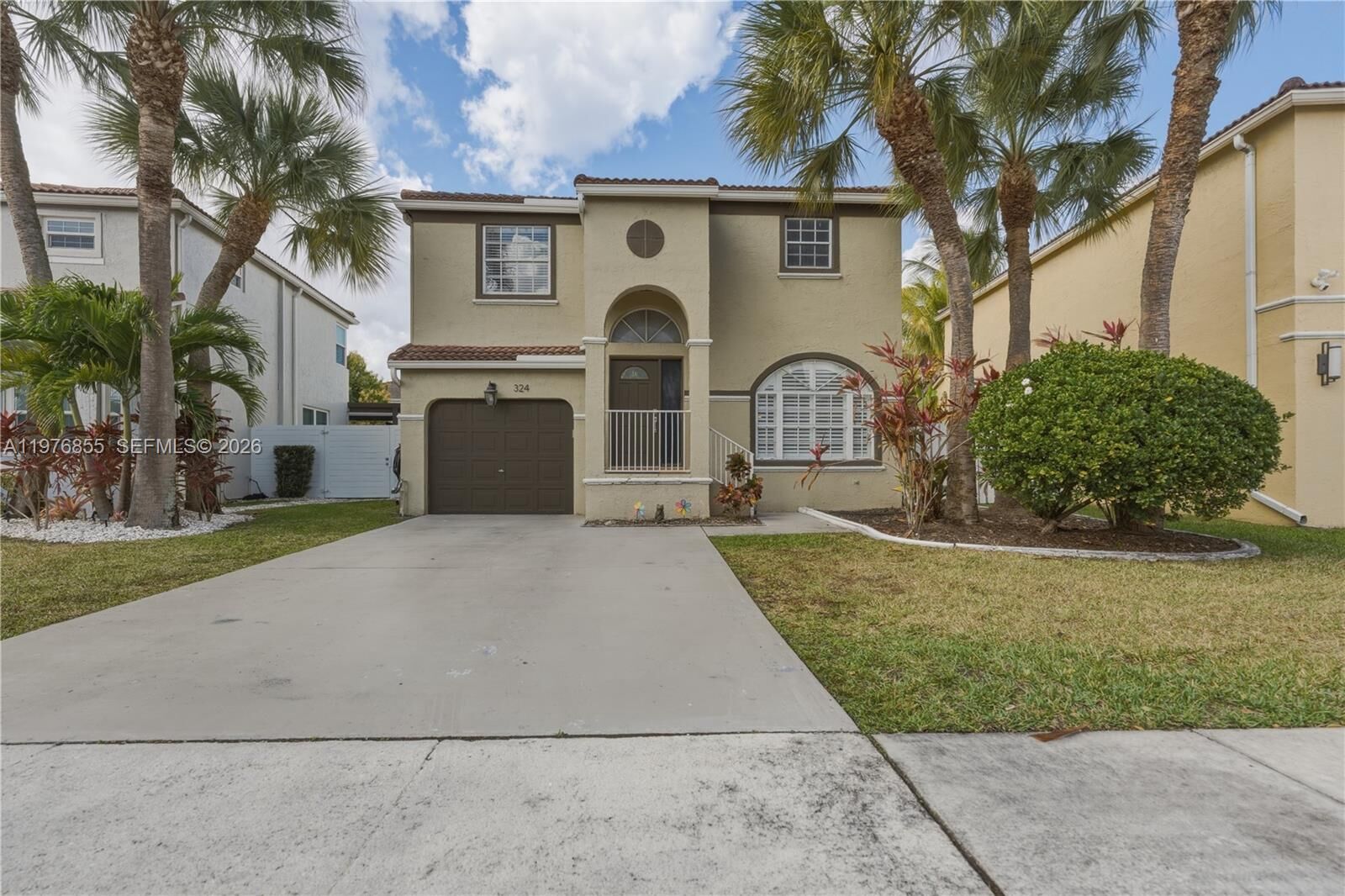 Property Photo:  324 NW 153rd Ln  FL 33028 