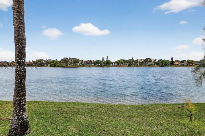 Property Photo:  877 NE 195th St 422  FL 33179 