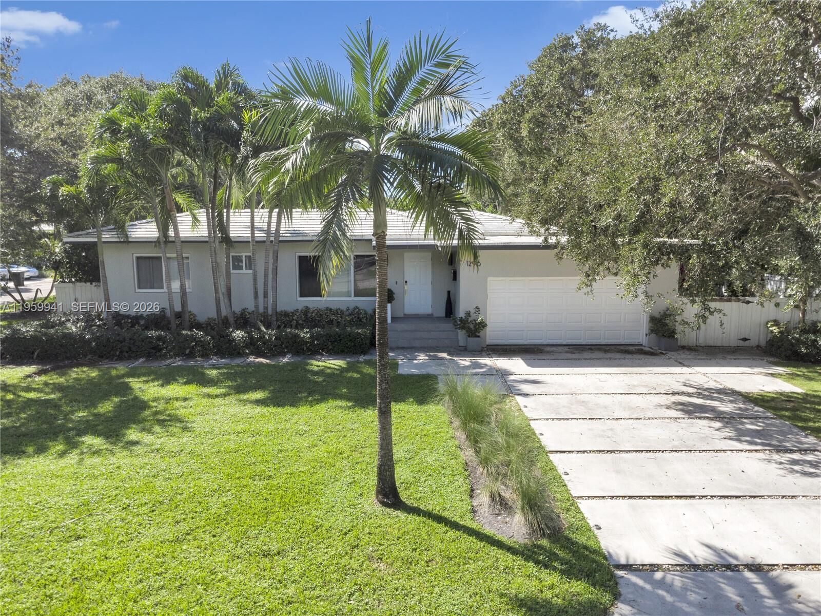 Property Photo:  1296 NE 99th St  FL 33138 