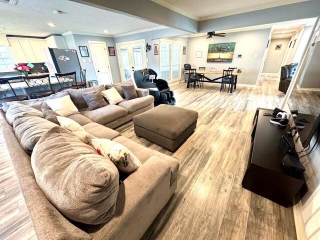 Property Photo:  760 Wade Street  TX 77706 