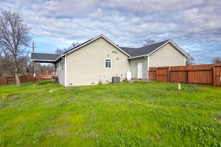 Property Photo: 20340 Gibson Court CA 96002