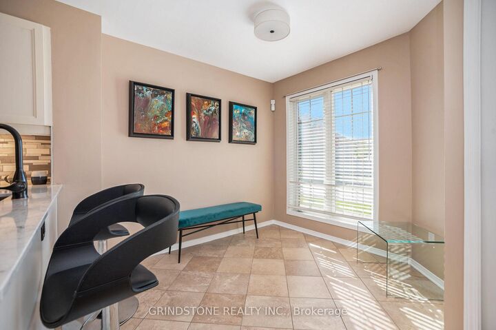 Property Photo:  904 Longfields Drive  ON K2J 5K6 