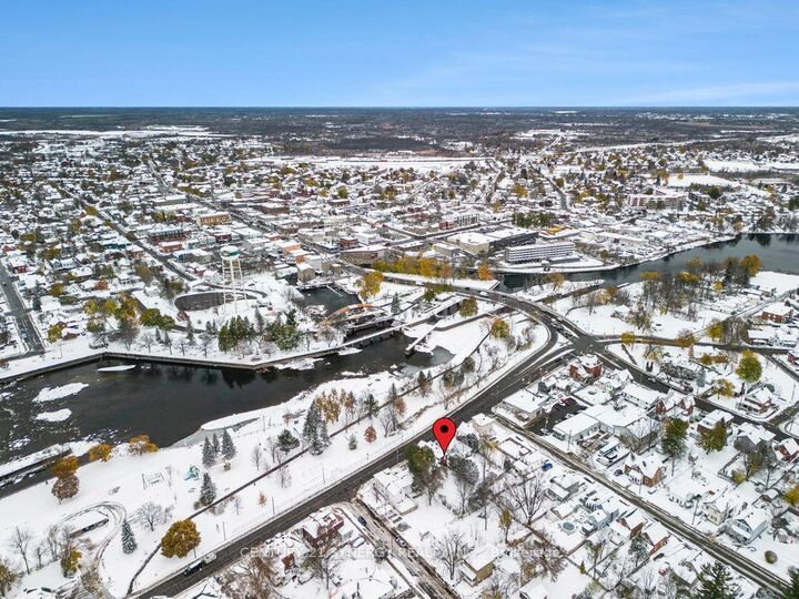 Property Photo:  13 Lombard Street  ON K7A 4E8 