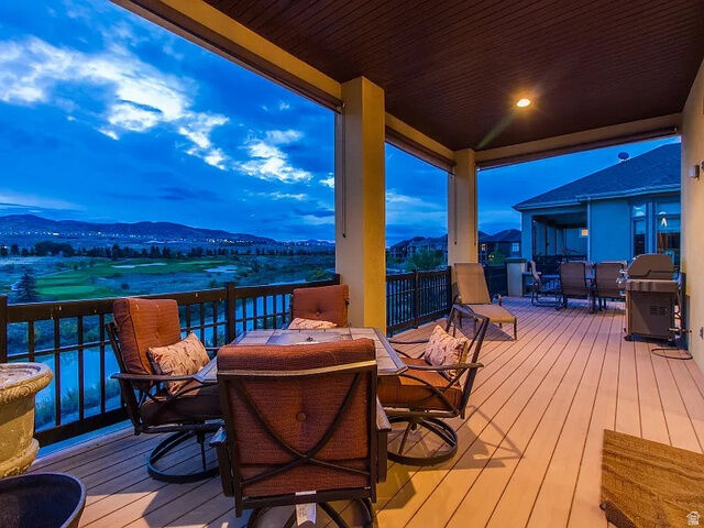 Property Photo: 2837 N Turnberry Ln UT 84048