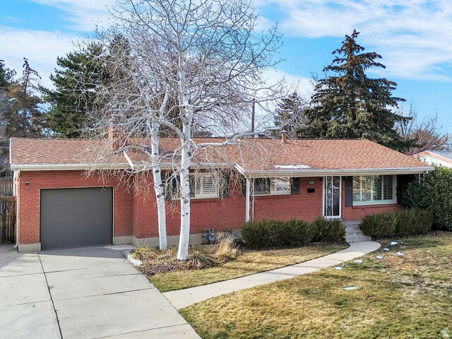 Property Photo:  3488 S Terrace View Dr E  UT 84109 