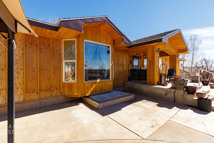 Property Photo:  660 N Juniper St  UT 84784 