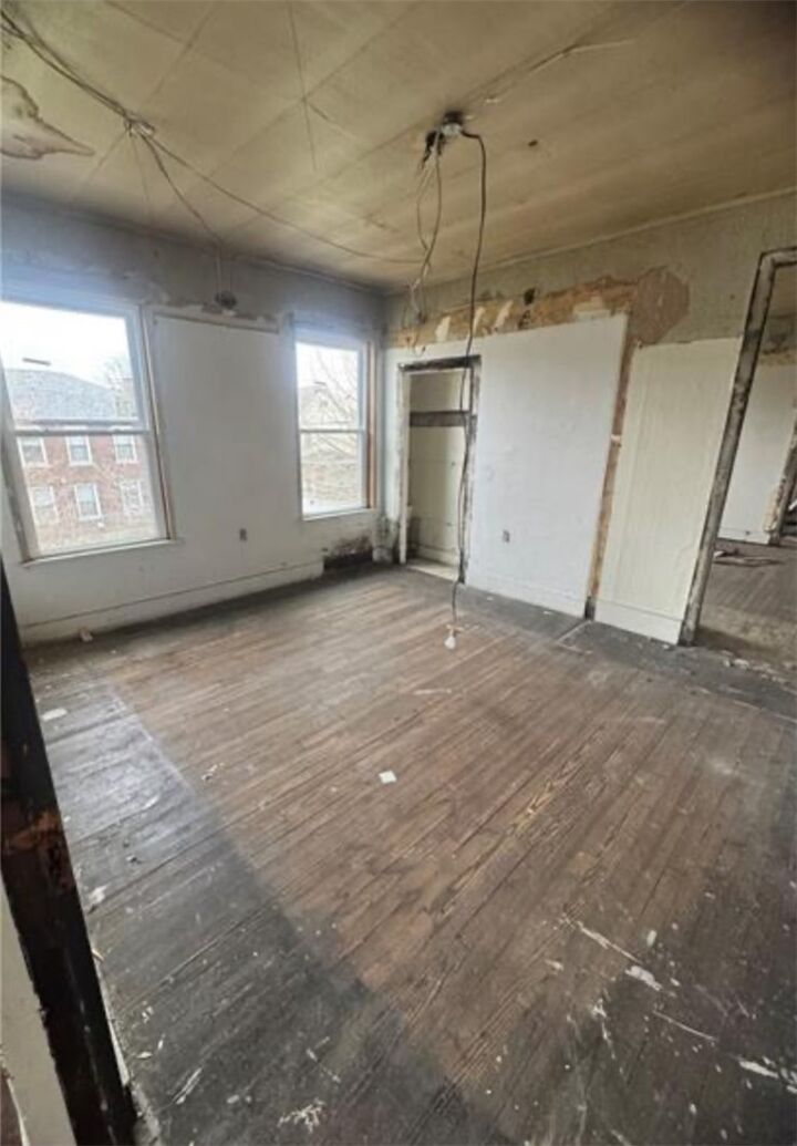 Property Photo:  609-611 Grandview Ave  PA 15112 