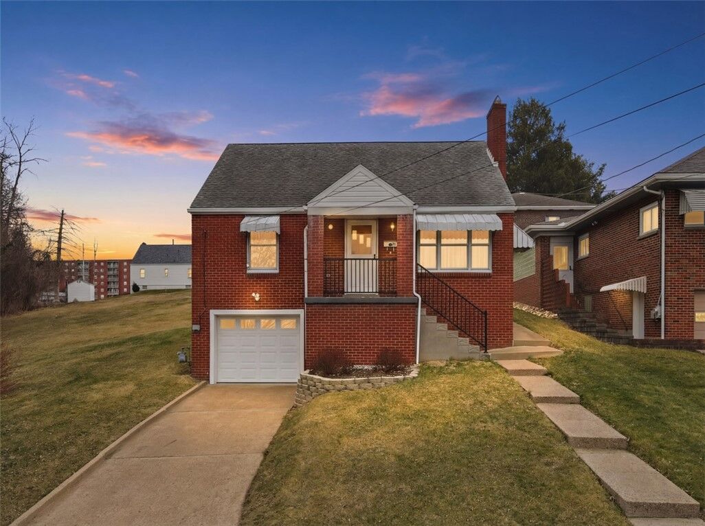 Property Photo:  71 Cort St  PA 15301 