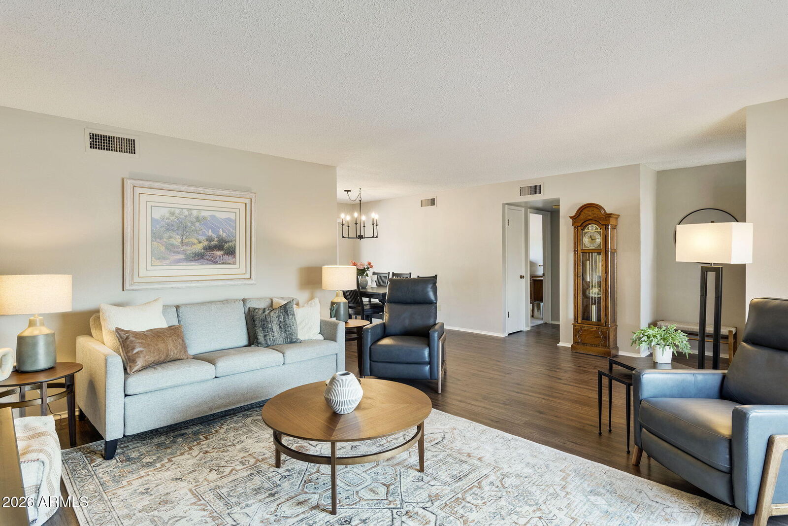 Property Photo: 547 S 80th Street E AZ 85208