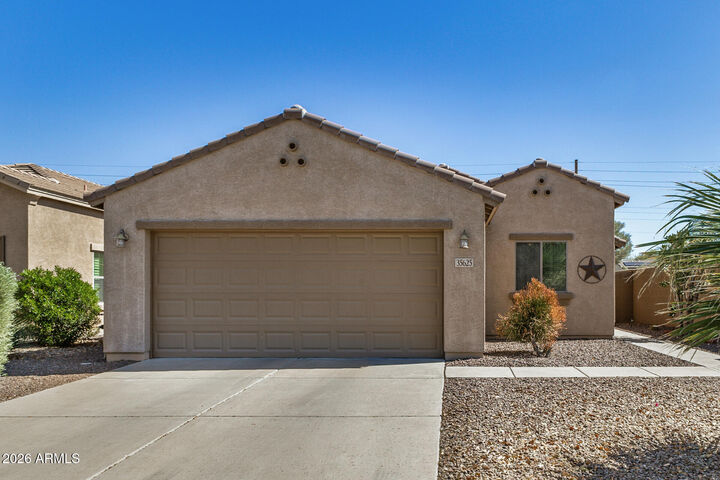 Property Photo:  35625 N Thurber Road  AZ 85144 