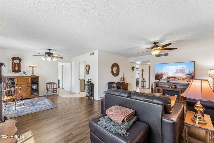 Property Photo:  9721 W Greenway Road  AZ 85351 