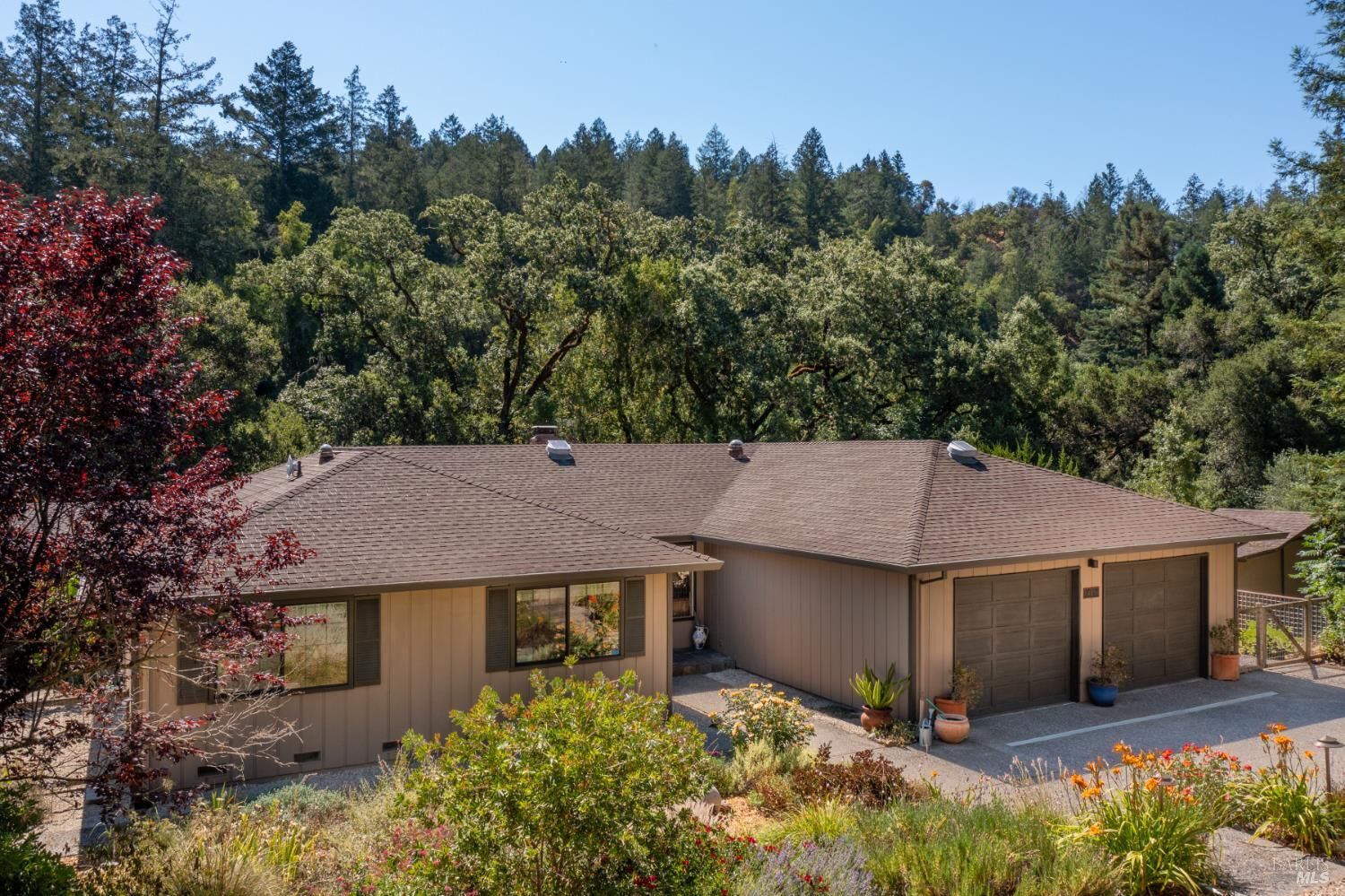 Property Photo:  14856 Chalk Hill Road  CA 95448 