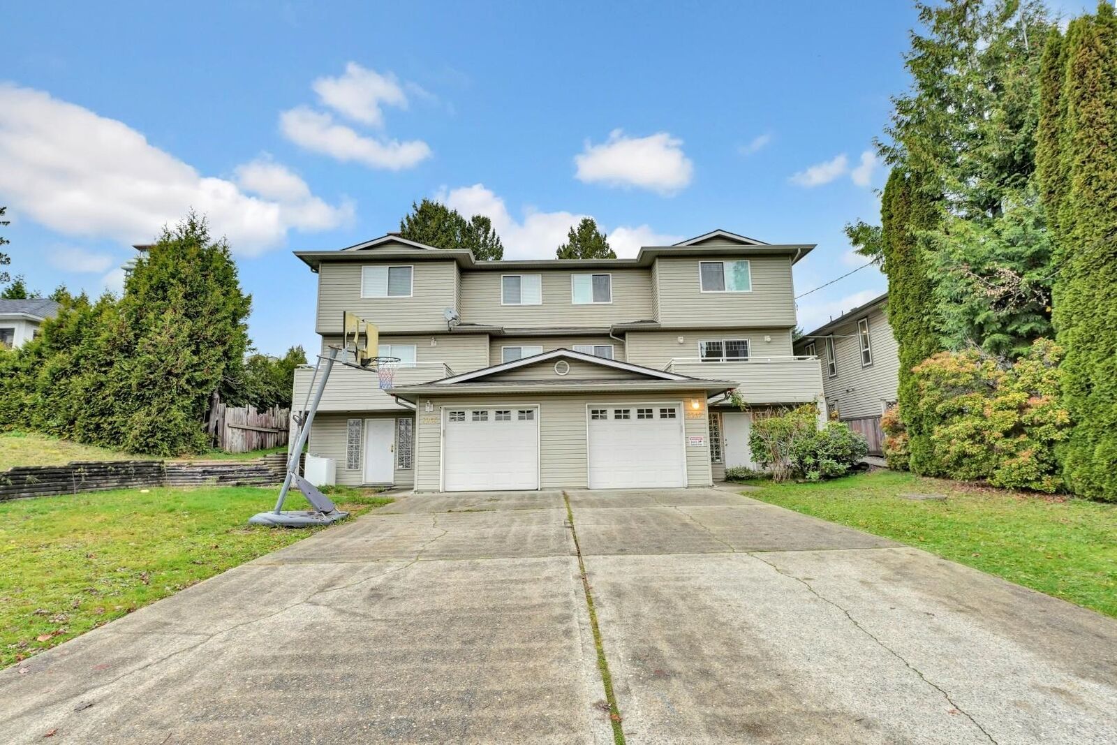 Property Photo: 1067 Dansey Avenue BC V3K 3H2