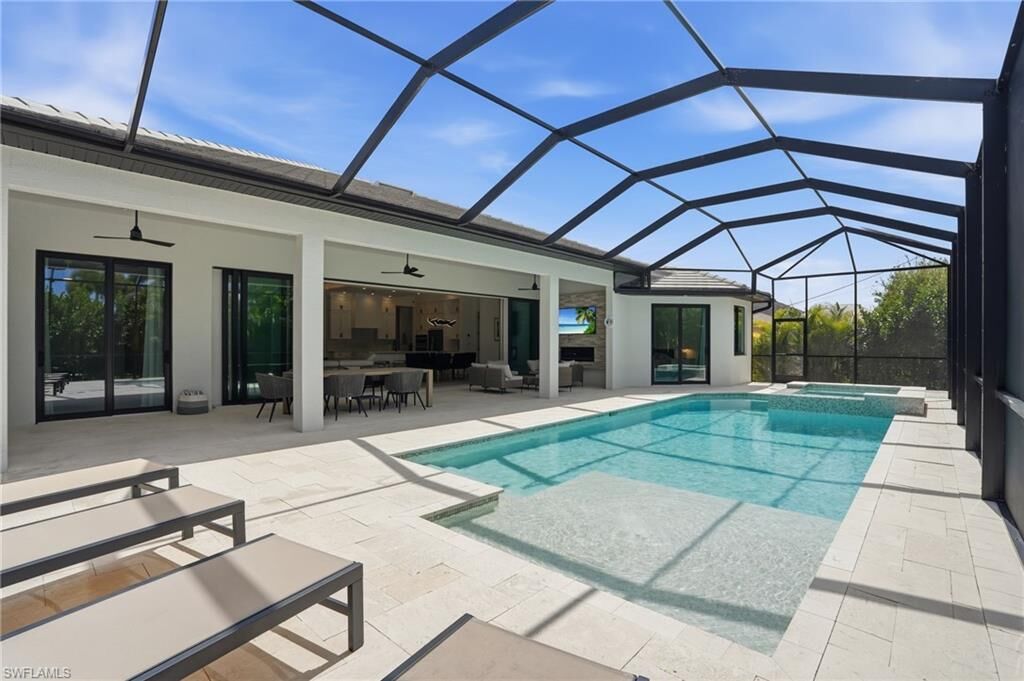 Property Photo:  5216 SW 27th Pl  FL 33914 