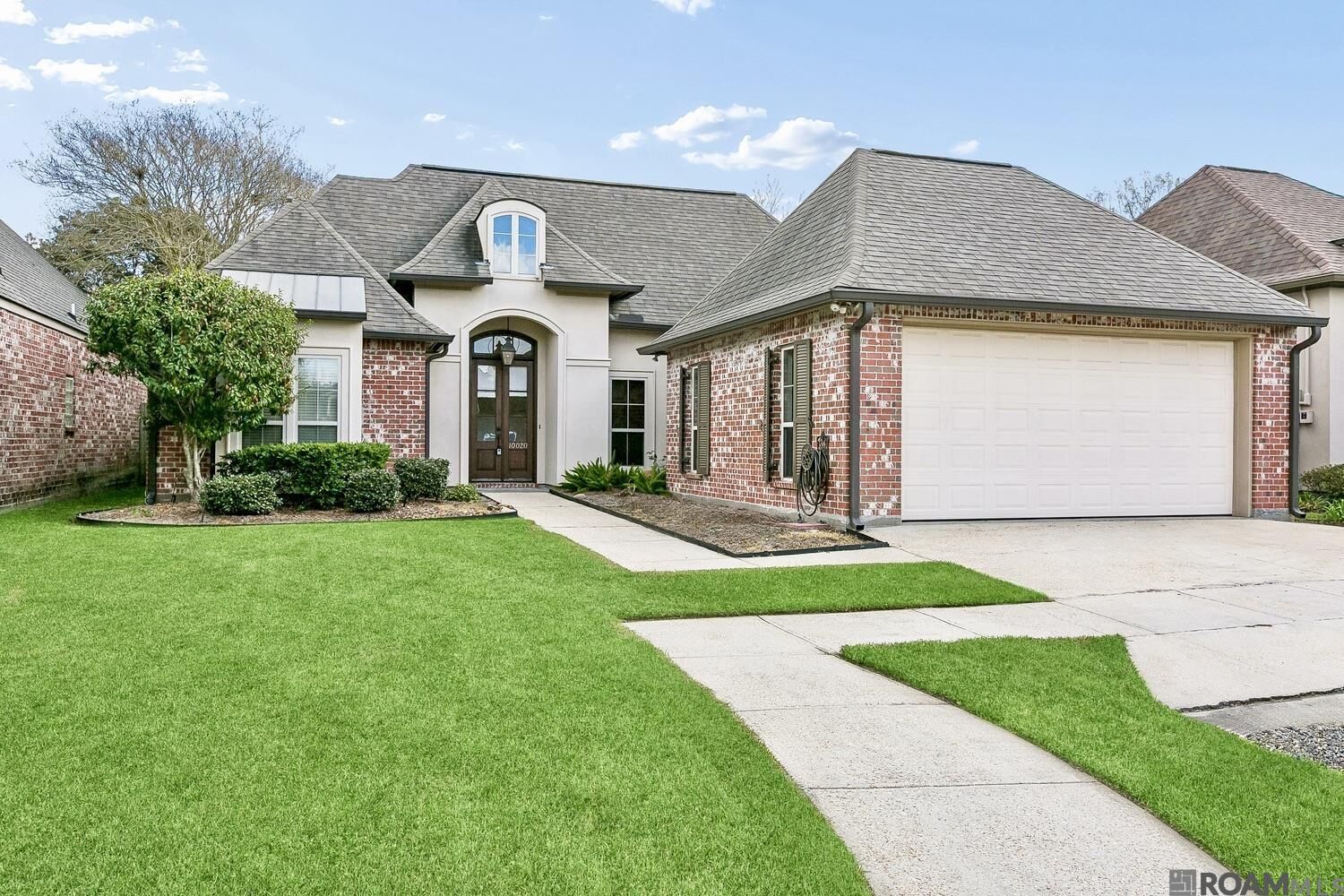 Property Photo:  10020 Lake Martha Ct  LA 70809 