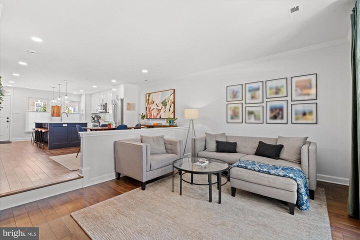 Property Photo:  102 Shooters Court  VA 22314 