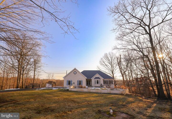 Property Photo:  102 Waterview  PA 19403 
